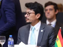 Bolivia y Chile reanudan relaciones diplomáticas tras 48 años de distanciamiento.