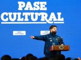 El presidente Boric defiende el Pase Cultural y anuncia auditoría por abusos.