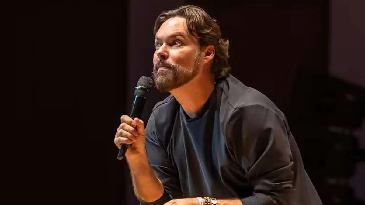 George Harris provoca reacciones tras reflexiones sobre su fallida presentación en Viña.