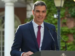 El Gobierno español regulariza a 500
