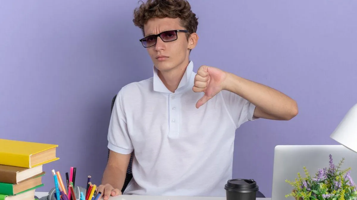 Estudio revela que jóvenes chilenos valoran menos el trabajo como fuente de estabilidad. Estudio revela que jóvenes chilenos valoran menos el trabajo como fuente de estabilidad.