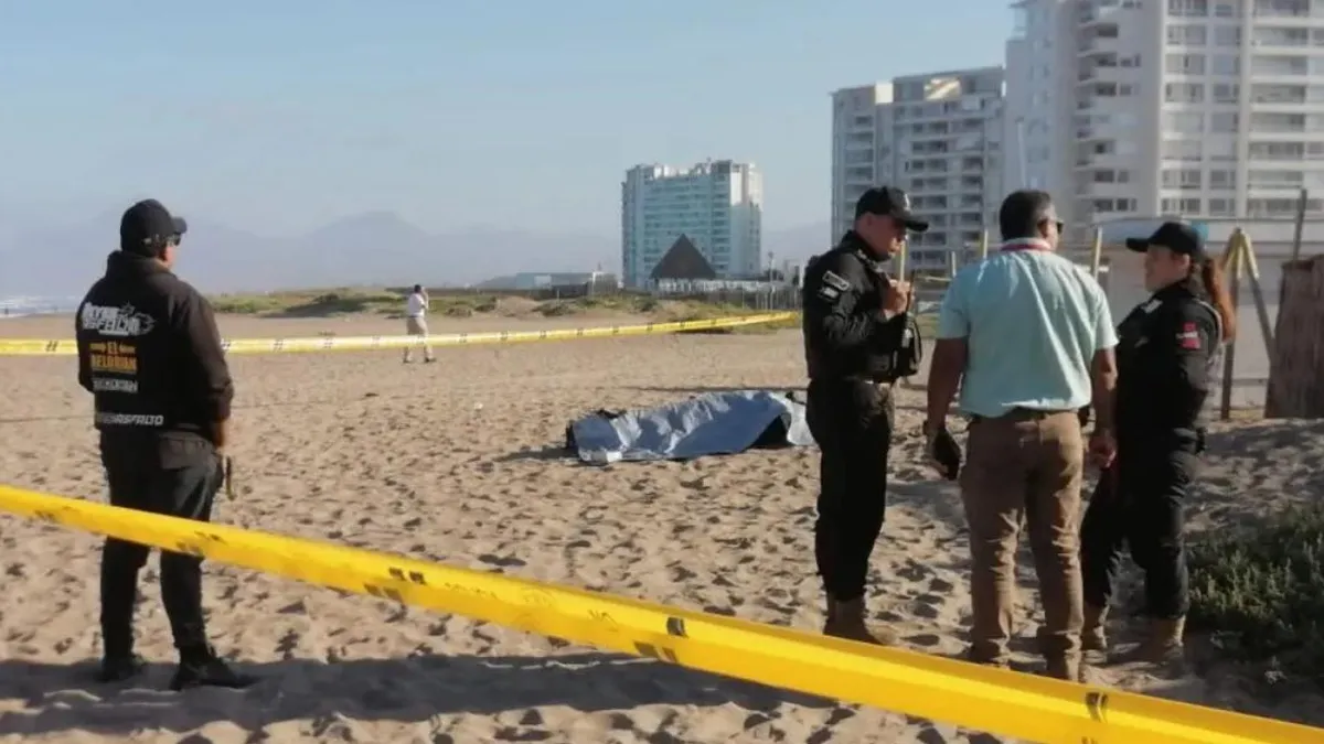 Cuerpo de hombre hallado en La Serena; se investiga posible suicidio.