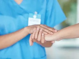 Enfermera formalizada por robo de muestras biológicas para adiestrar a su perro.