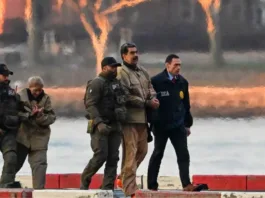 Fiscal argentino pide extradición de Maduro por delitos de lesa humanidad.