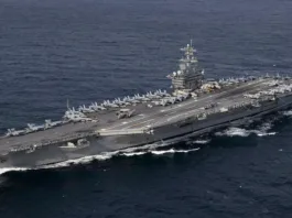 El USS Abraham Lincoln llega a Medio Oriente para fortalecer la seguridad regional.