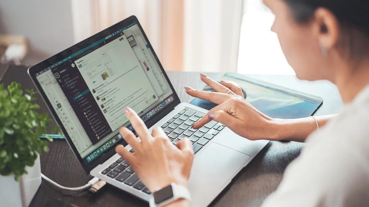 Bono al Trabajo de la Mujer: apoyo estatal para trabajadoras en vulnerabilidad.