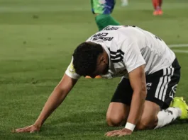 Colo Colo cierra el mercado sin refuerzos y cede a dos jugadores a otros clubes.