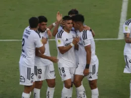 Colo Colo triunfa 1-0 ante O'Higgins y comparte el liderato con Huachipato.