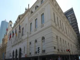 La Corte confirma multa a Escuela Básica Irene Frei por incumplimientos en infraestructura.