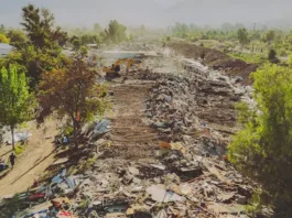 Desalojo en La Florida: 1.100 toneladas de escombros y 9 detenidos.