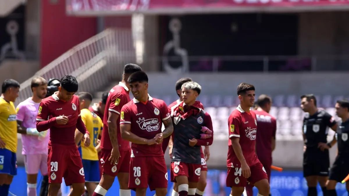 Controversia en La Serena: el VAR anula un gol y el partido termina 1-1.