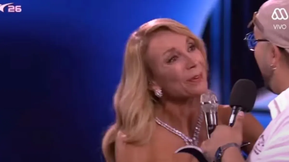 Esteban Duch brilla en la Quinta Vergara con humor sobre la vida migrante y empanadas.