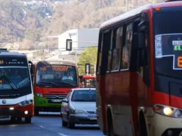 Paralización del transporte en Valparaíso por crisis financiera de microbuses.