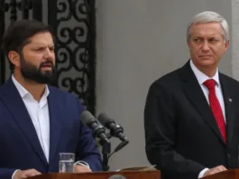 Ministros de Kast inician traspaso de mando y abordan reconstrucción de Valparaíso.