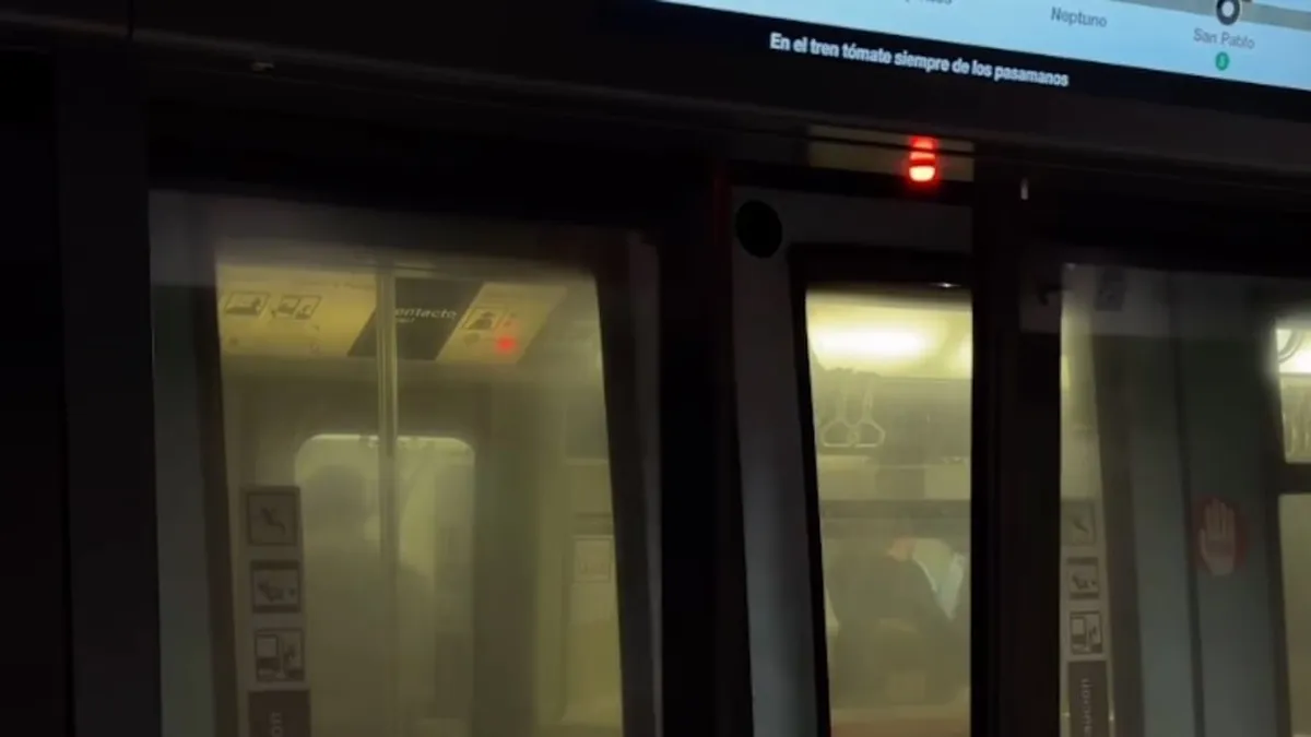 Módulos de puertas en San Pablo: seguridad y confiabilidad en el Metro de Santiago.