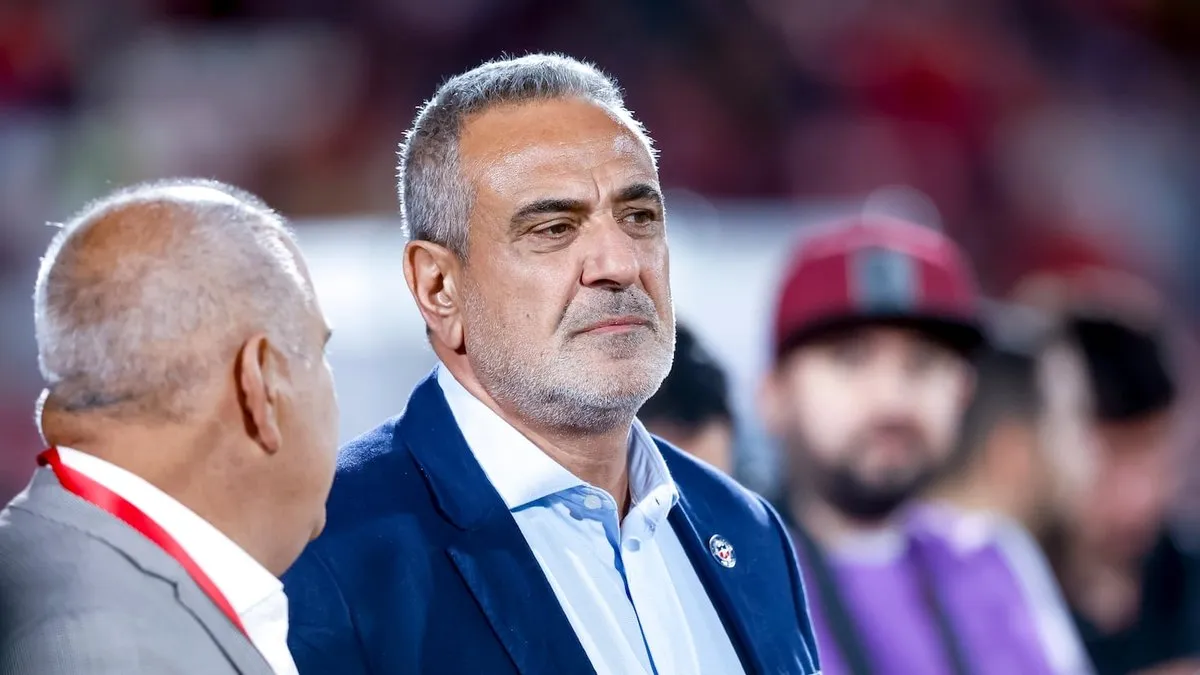 Ricardo Abumohor propone cambios para profesionalizar el fútbol chileno.