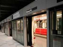 Aumento de $25 en tarifas de transporte público en Santiago desde el 22 de febrero.