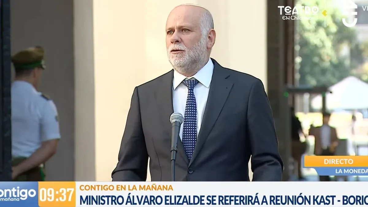 El ministro Elizalde critica la salida de Kast en reunión con Boric
