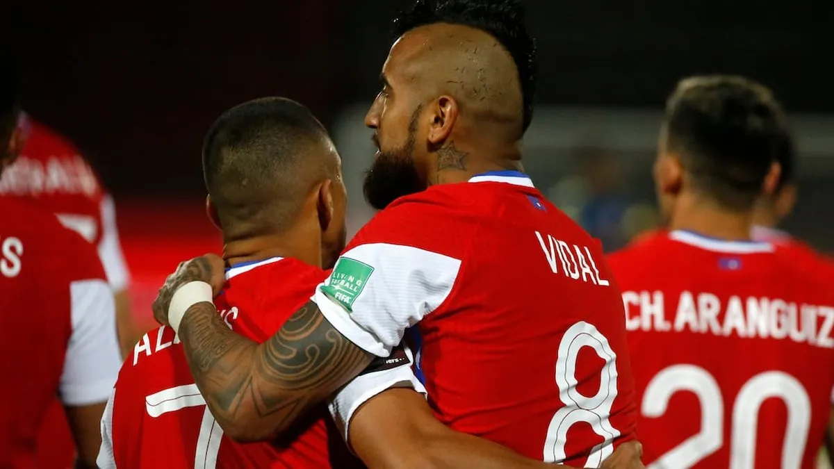 Arturo Vidal defiende a Alexis Sánchez y le desea éxito en su futuro en Sevilla.
