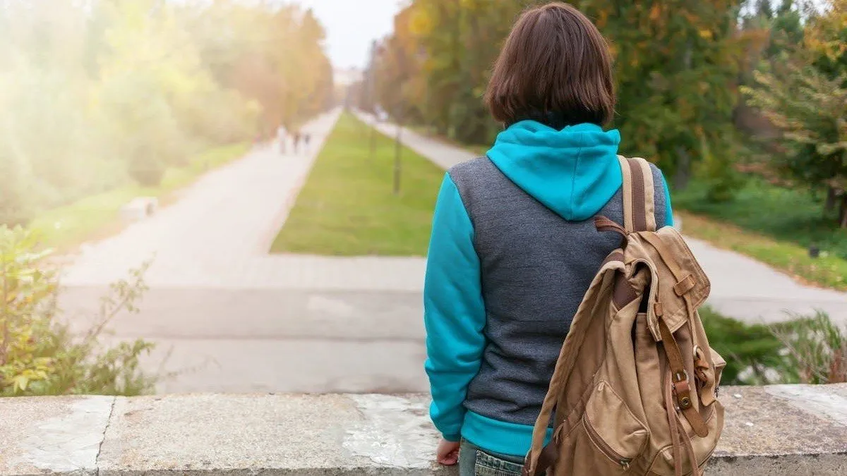 Beca de Alimentación: apoyo económico mensual para estudiantes de educación superior.