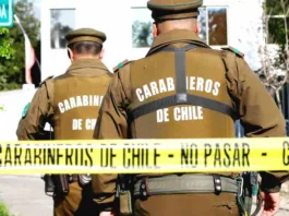 Estudiante de 20 años ataca con cuchillo a funcionarios en colegio de Buin.