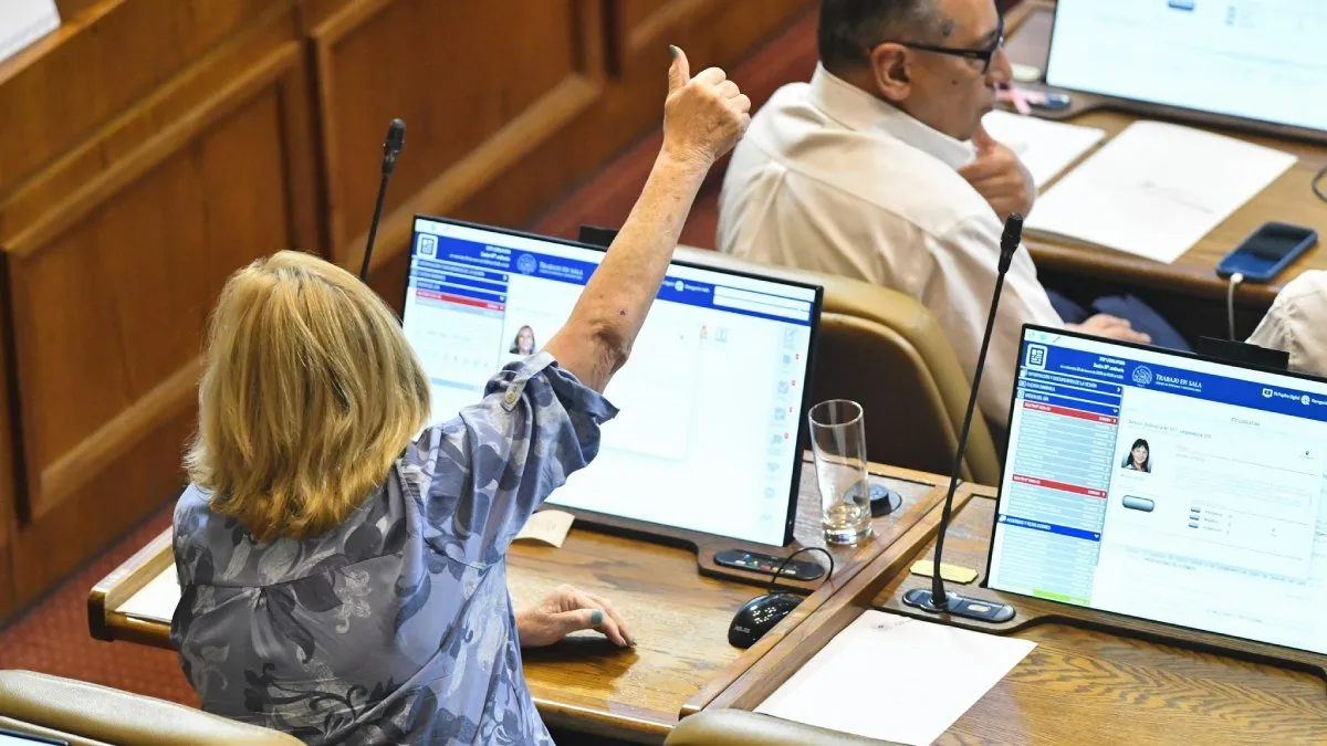 Proyectos de ley urgentes del Ministerio para combatir evasión y control migratorio.