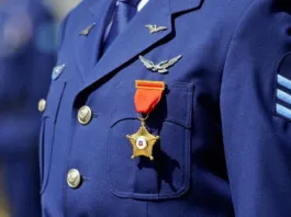 La Contraloría de Chile investiga transacciones de 910 funcionarios en casinos.