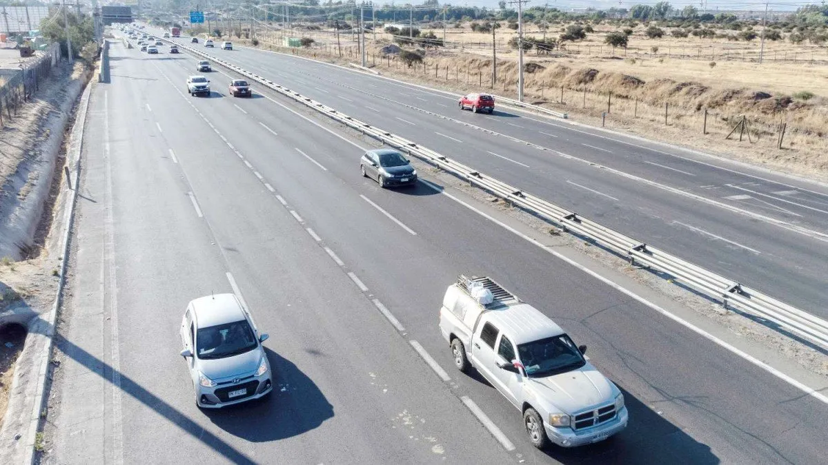 Corte condena a Autopista Nororiente por falta de seguridad en encerrona a conductora.