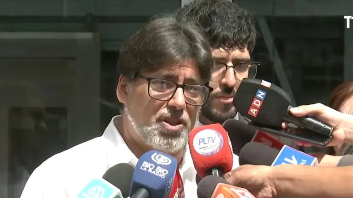 Daniel Jadue obtiene arresto domiciliario nocturno tras casi un año de arresto total.