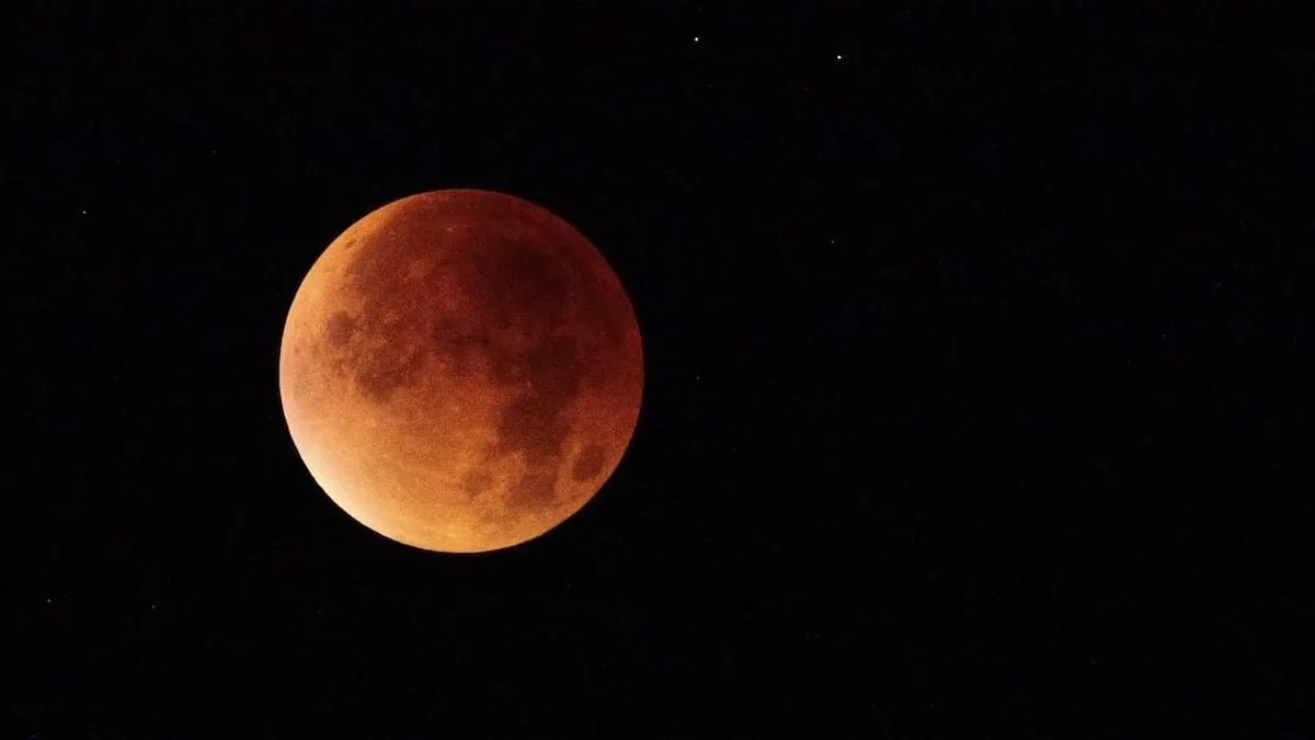 Eclipse lunar total el 3 de marzo: visibilidad en Chile y más.