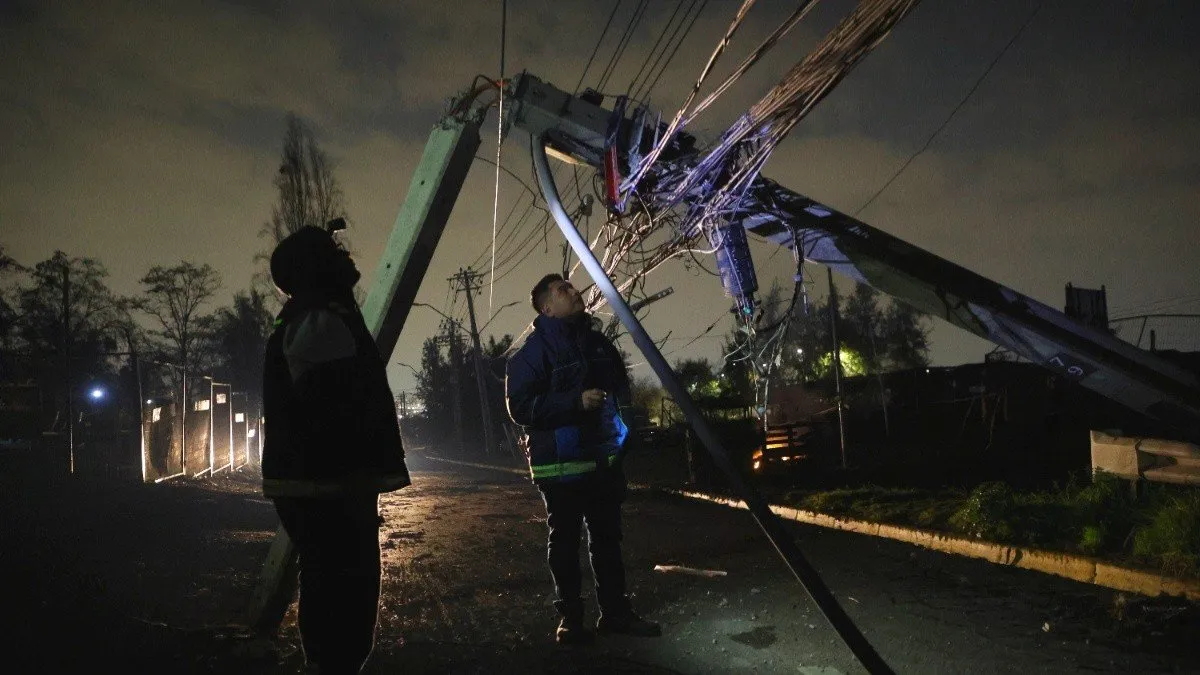 Corte de luz programado en 11 comunas de Santiago el 17 de marzo por mantenimiento.