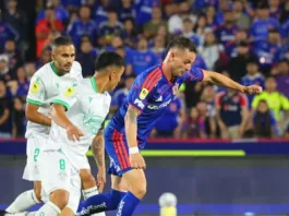 La U busca un nuevo delantero: Felipe Mora suena como posible refuerzo.