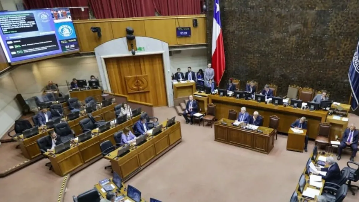 El Senado aprueba reforma que integra Gendarmería a Fuerzas de Orden y Seguridad Pública.