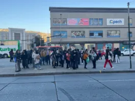 Evacuación en el Instituto Superior de Comercio por posible elemento sospechoso.