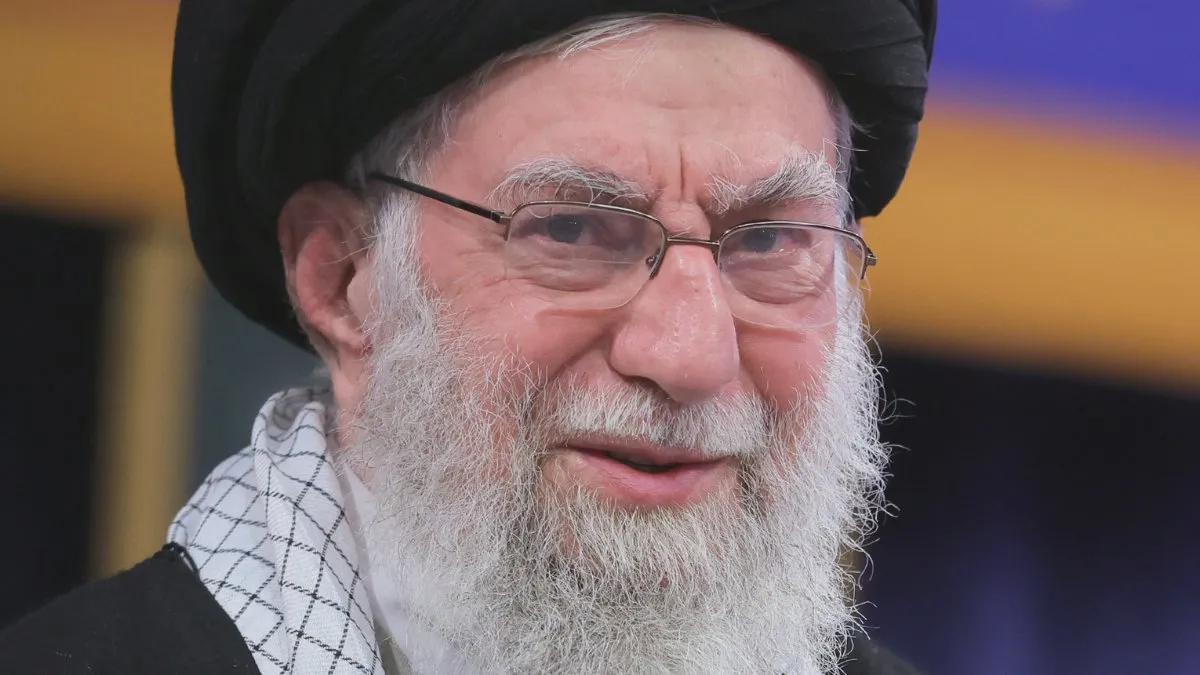 La asamblea de expertos de Irán elige un nuevo líder supremo tras la muerte de Jamenei.