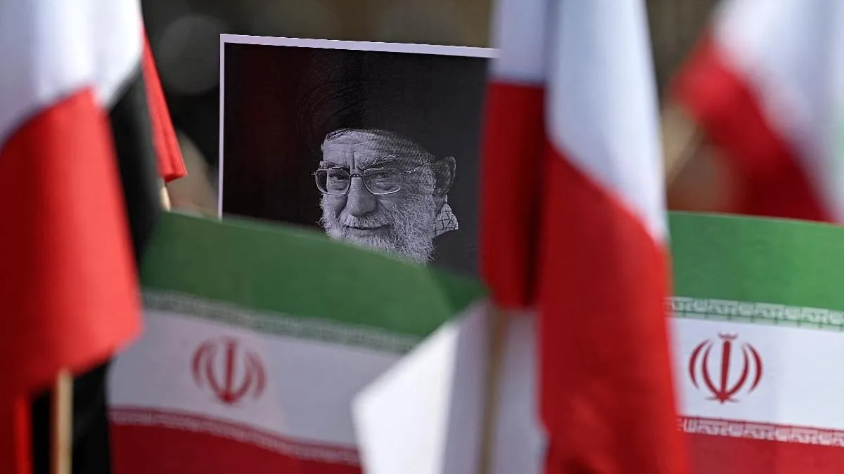 Nuevo líder supremo de Irán designado tras la muerte del ayatolá Jamenei.