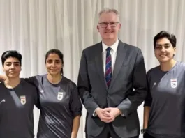 La jugadora iraní regresa a casa