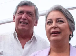 Jeannette Jara critica proyecto de conmutación de penas y reunión Boric-Kast.