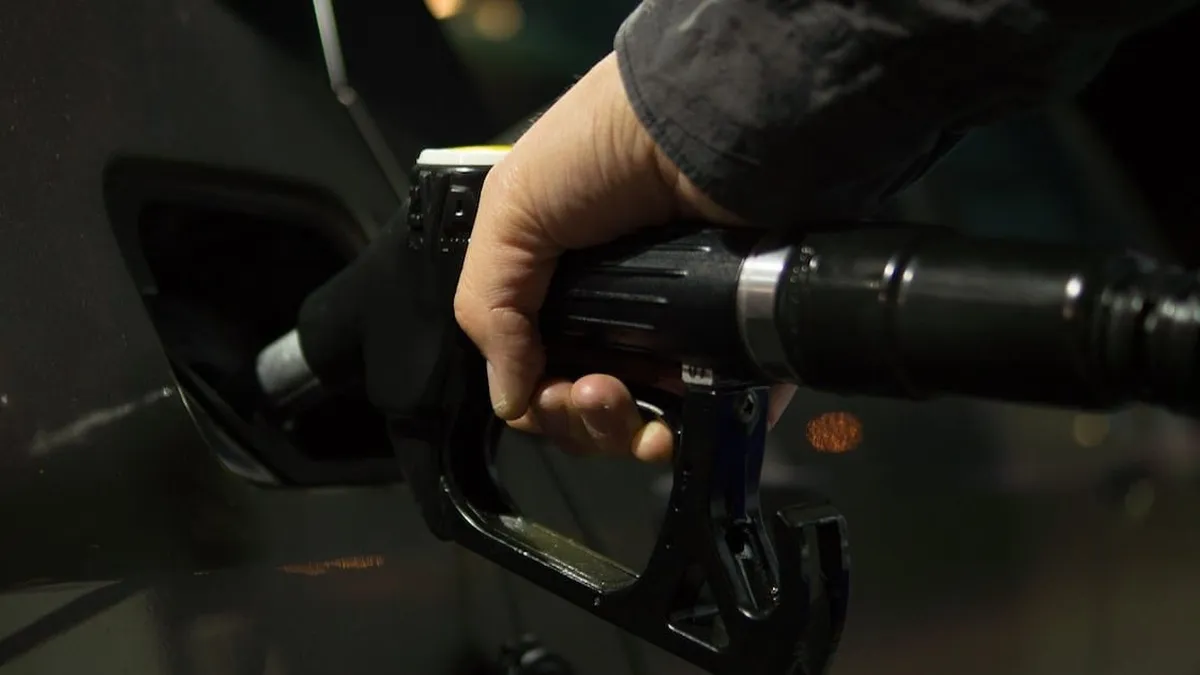 Aumento de combustibles en 2026: medidas del Gobierno para mitigar el impacto.