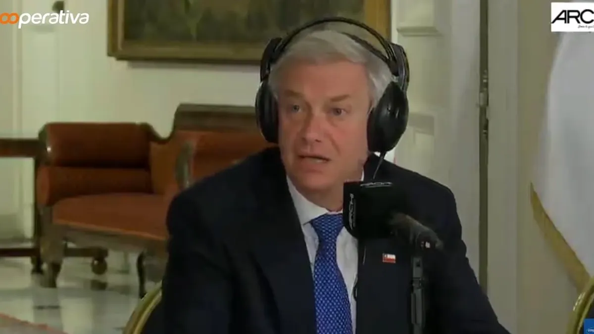 Kast justifica la renuncia de Carrasco por falta de confianza en su gestión.