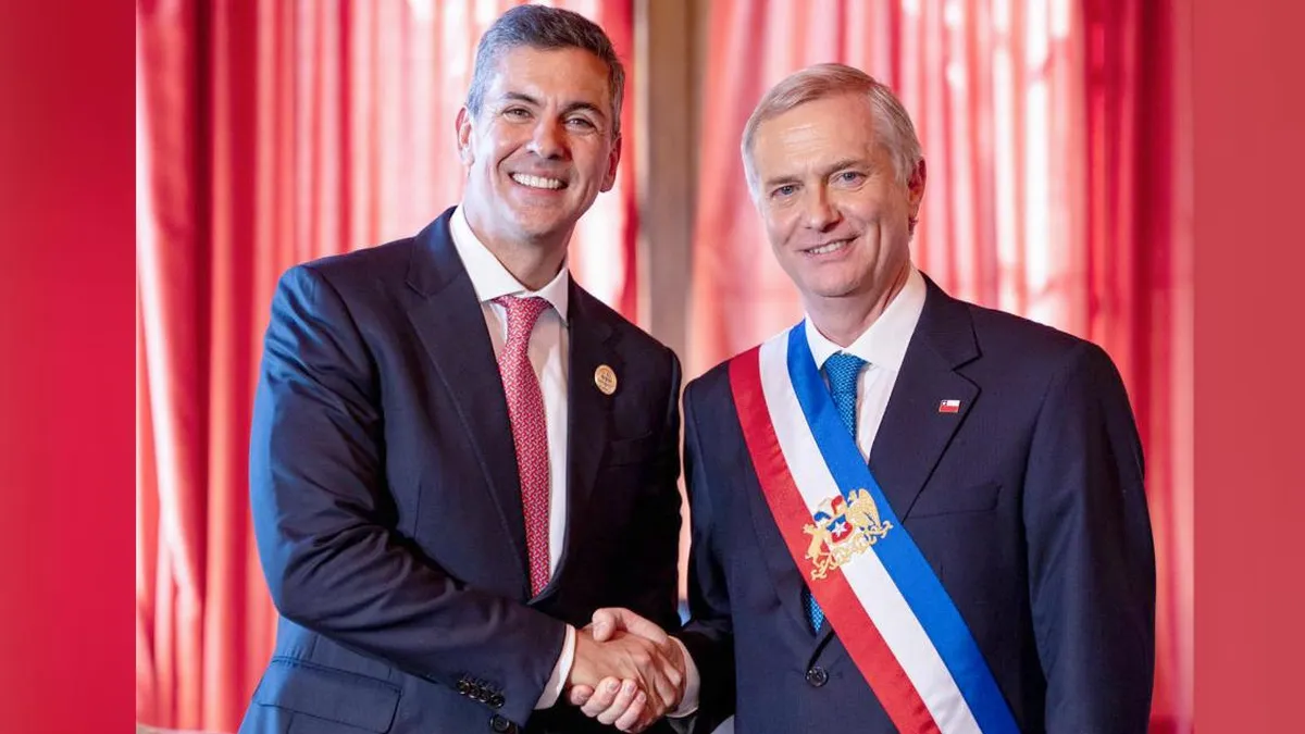 Kast y Peña acuerdan fortalecer la cooperación económica y proyectos de infraestructura. Kast y Peña acuerdan fortalecer la cooperación económica y proyectos de infraestructura.