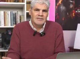 Juan Cristóbal Guarello critica a Clemente Montes tras decepcionante partido.