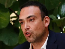 El PS llevará a Karim Bianchi a la Comisión de Ética por sus acusaciones a Espinoza.