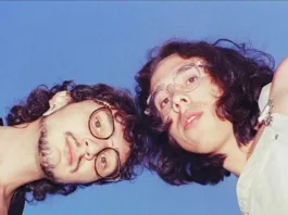 Lolabúm debuta en Chile con su nuevo álbum en Santiago y Valparaíso.