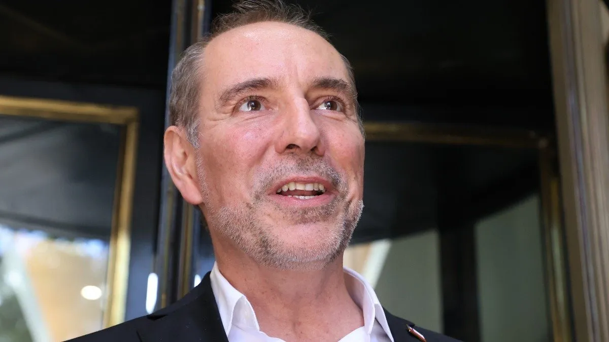 Louis De Grange critica la falta de respuestas en el traspaso de mando.