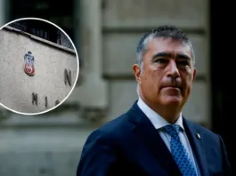 El alcalde Desbordes condena la exhibición de un lienzo violento en el cambio de mando.