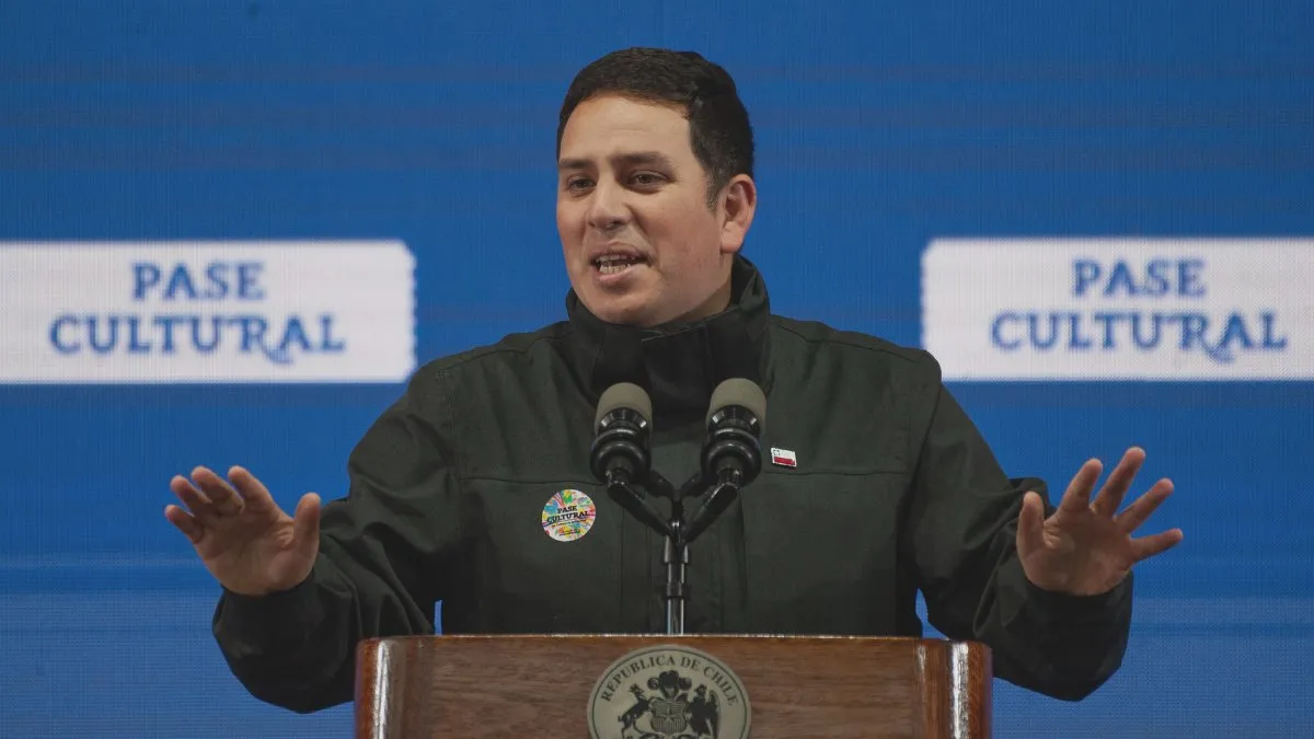 El alcalde Matías Toledo aboga por mayor protección para jefes comunales ante amenazas.