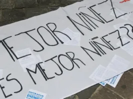 Informe revela falencias en protección infantil en Chile y urge fortalecer el cuidado familiar.