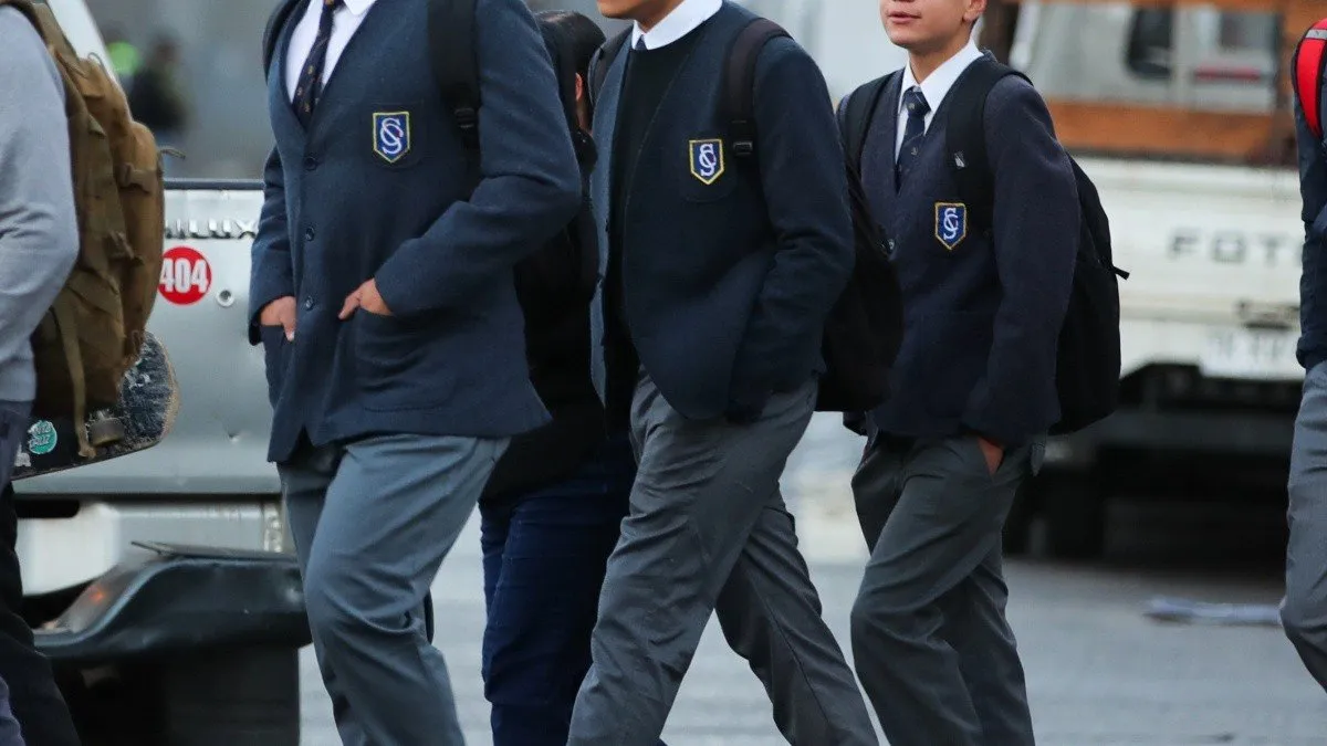 El Ministerio de Educación lanza el Bono Escolar de $89.164 para hijos de funcionarios.