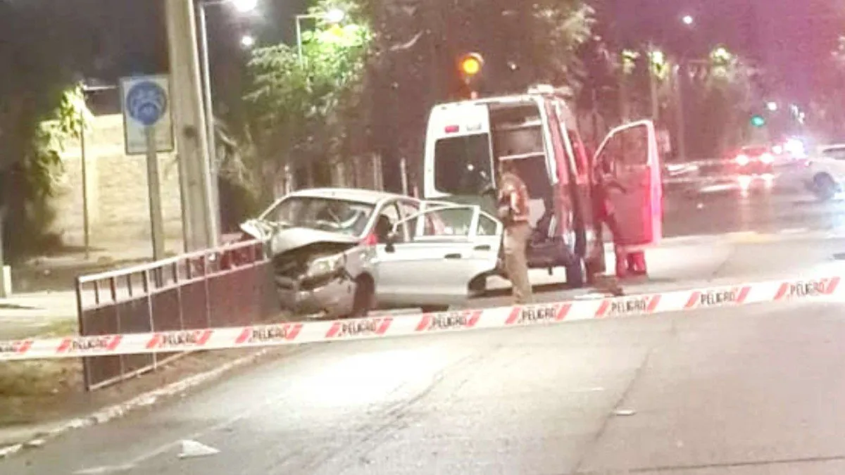 Conductor apuñalado en Pedro Aguirre Cerda provoca accidente; agresor detenido.